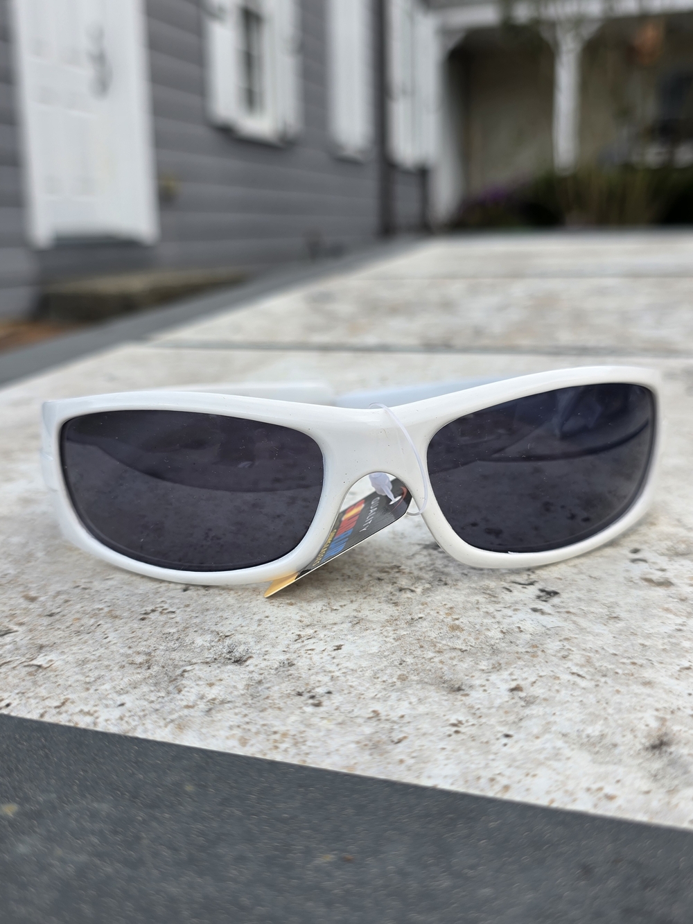 Solar Flair White Wraparound Sunglasses Y2K Sporty NWT